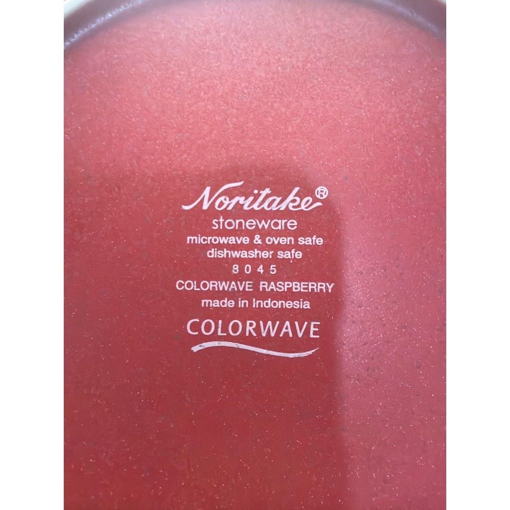 4 Noritake Colorwave Raspberry Salad Plates 8.5" - Picture 3 of 3
